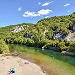 2 Bedroom Beautiful In * Tavel