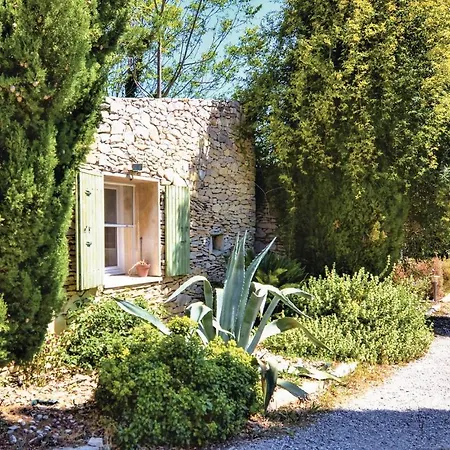 2 Bedroom Beautiful In Feriehus