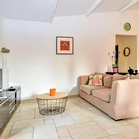 2 Bedroom Beautiful In