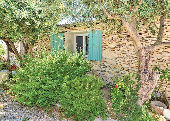 2 Bedroom Beautiful In *