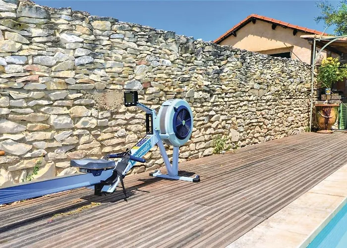 2 Bedroom Beautiful In Nyaraló *
