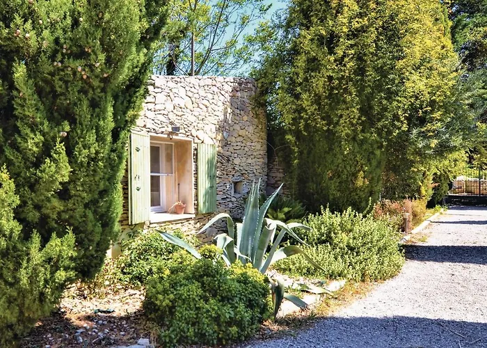 2 Bedroom Beautiful In Nyaraló