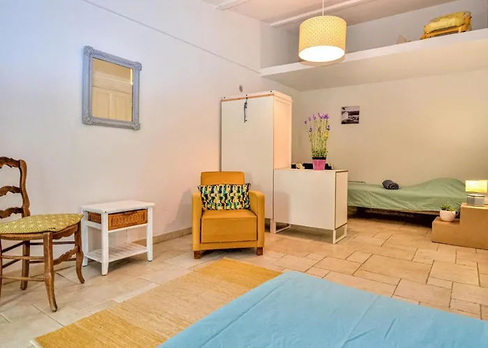 2 Bedroom Beautiful In Nyaraló *