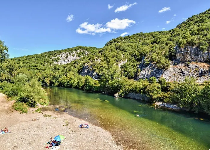 2 Bedroom Beautiful In * Tavel