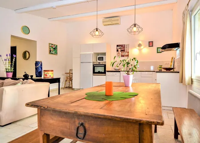 2 Bedroom Beautiful In
